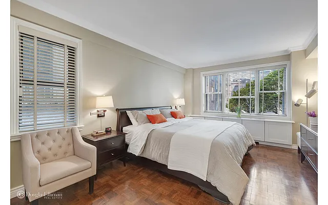 Sold by Douglas Elliman | media 17