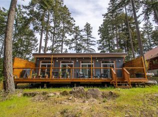 3755 Privateers Rd, Southern Gulf Islands, BC V0N 2M2
