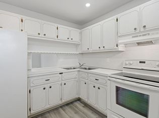 5335 NW 10th Ct APT 206, Fort Lauderdale, FL 33313