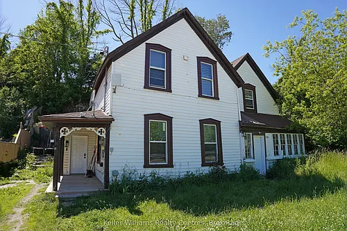 726 Berford St Photo 1