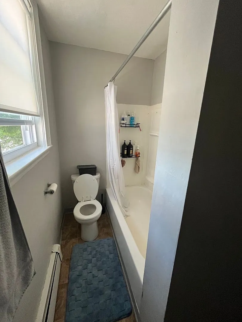 Huge 4 Bed in Brighton! — Photo 2