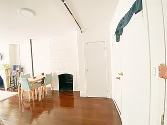 Rented by MOTION New York