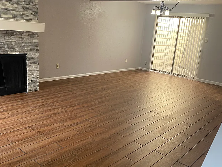 2019 Place Rebecca Ln #G4 — Photo 8