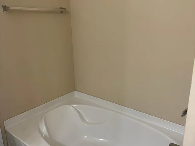 1620 Shire Village Dr — Photo 8