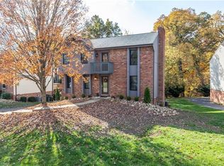 533 Greenspire Ct, Cranberry Township, PA 16066
