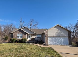 178 Lyle Curtis Cir, Waynesville, MO 65583