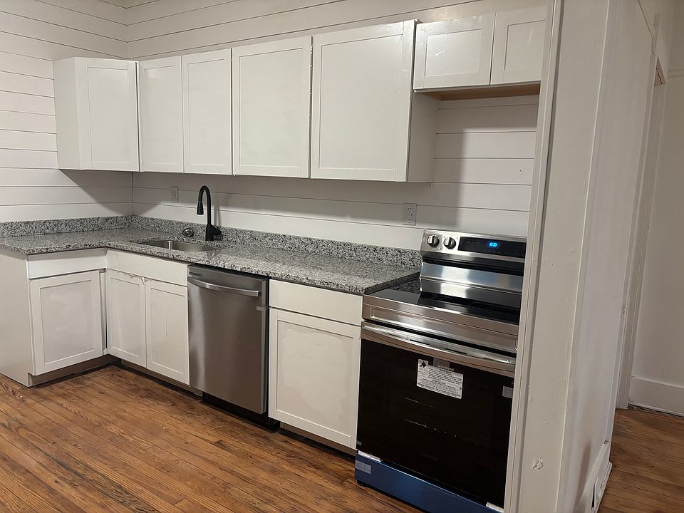 1st image of 303 Jackson St #1