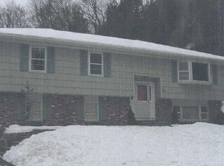 35 N Pleasant Rise, Brookfield, CT 06804