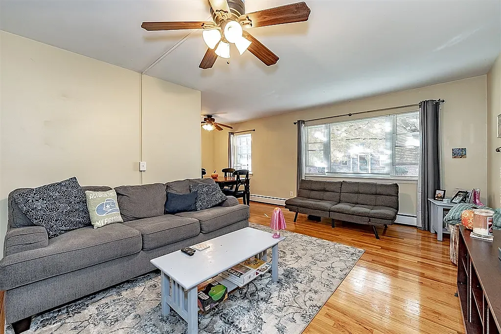 1 bed, 682 sqft, $1,700 — Photo 3