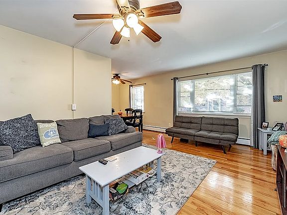 3rd image of 245 Regency Park Dr