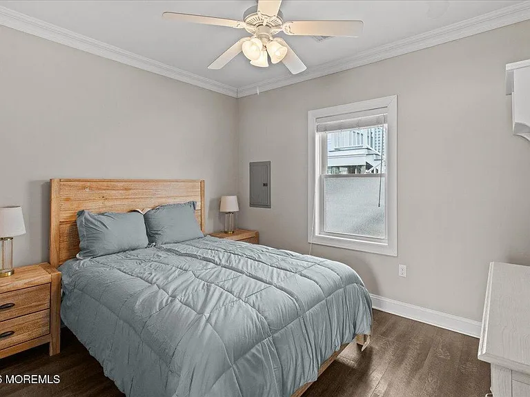106 Makin Ave — Photo 14