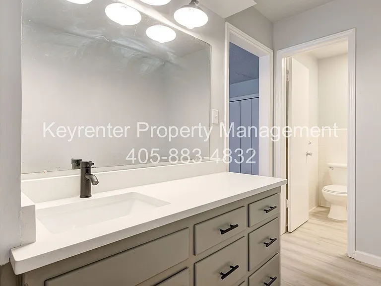 1309 Crown Point Ave #4 — Photo 25