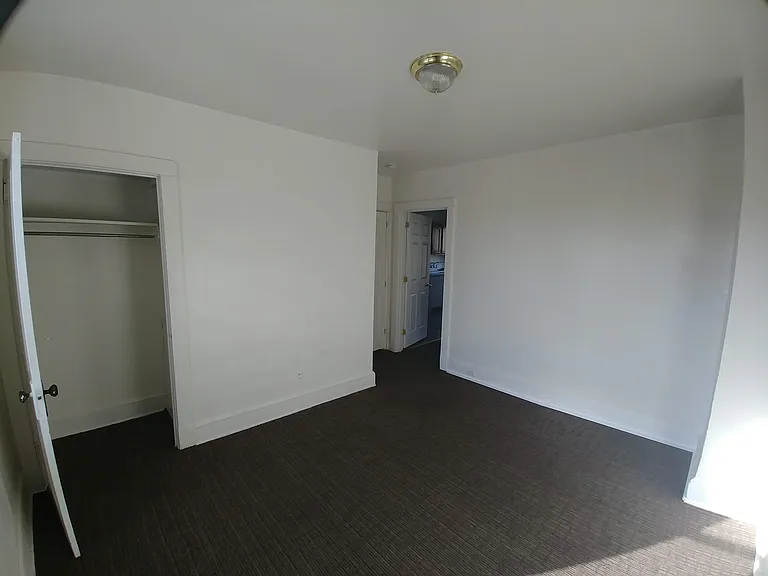 34 E Walnut St #C — Photo 24