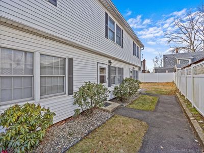 498 Naugatuck Avenue APT H, Milford, CT, 06460