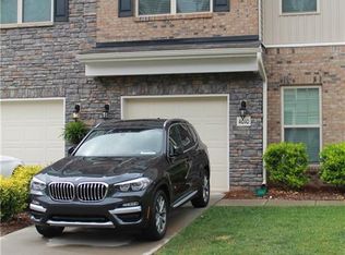 4010 Canterwood Dr, Greensboro, NC 27410