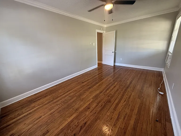 1621 Glenview Ave #1623 — Photo 3
