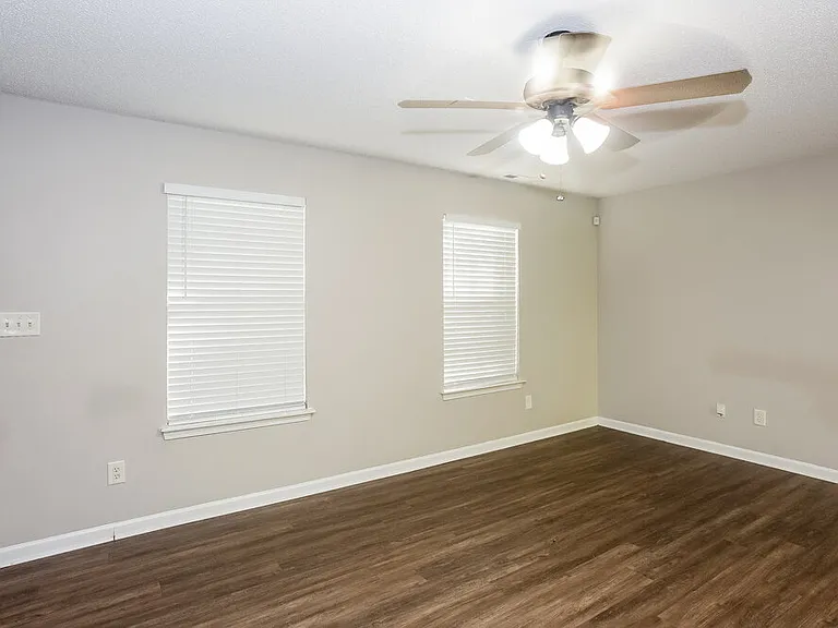 11619 Stewarts Crossing Dr — Photo 5