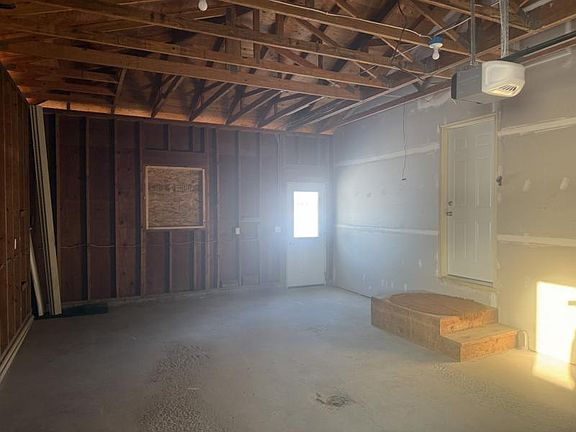 2nd image of 3151 Frankford Rd