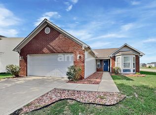 674 Springtree Ln, Avon, IN 46123