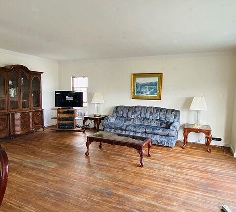 5th image of 121-14 Newport Ave