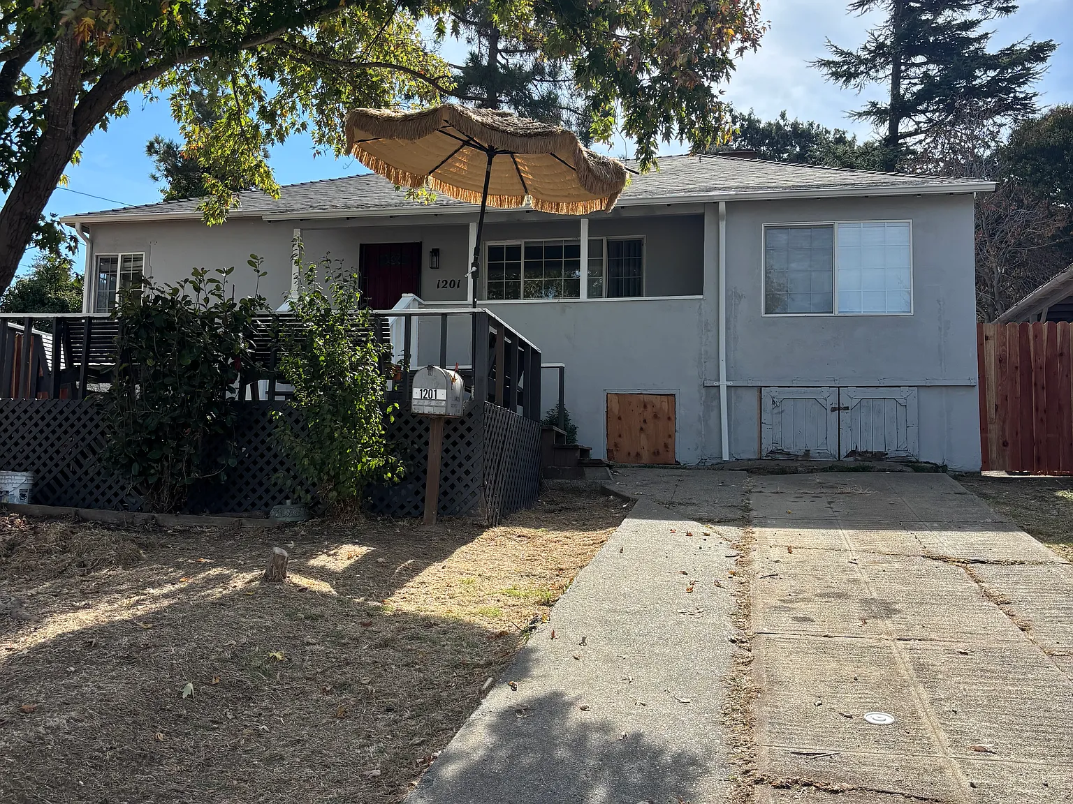 4 bed, 2.5 bath, 1622 sqft, $3,350 — Photo 1