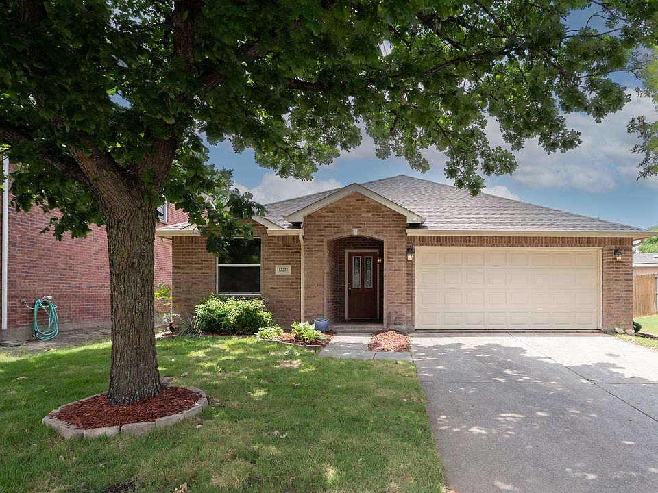 1st image of 13371 Sorrento Dr