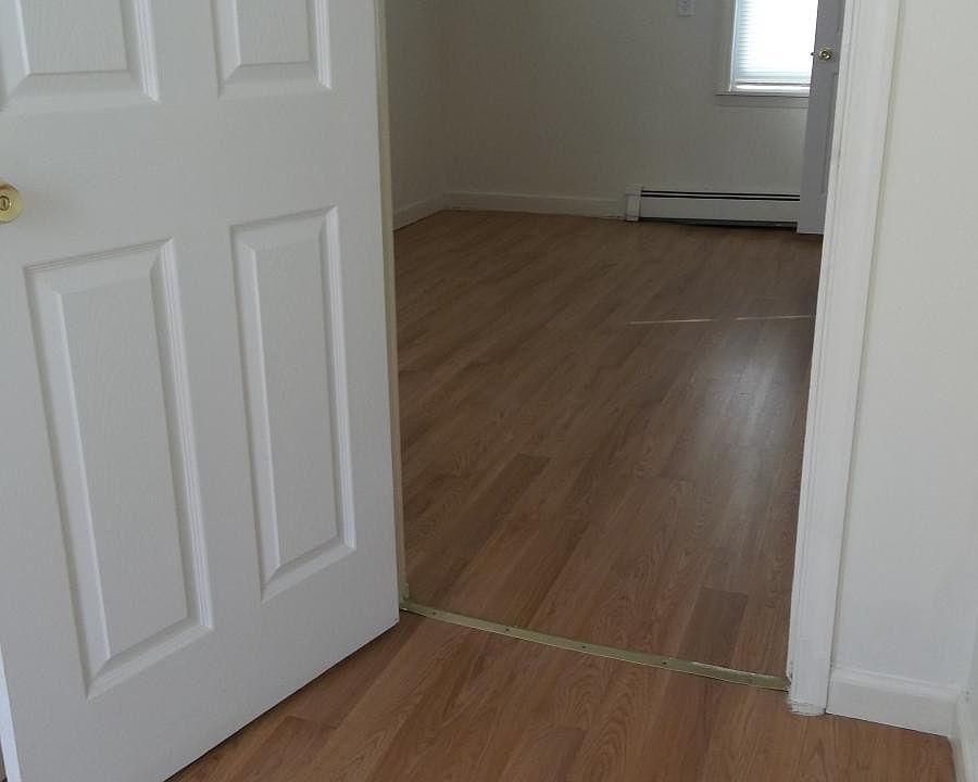 2nd image of 604 Freeman St #2