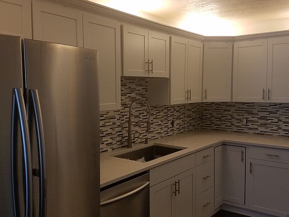 4th image of 3605 Muirfield Dr