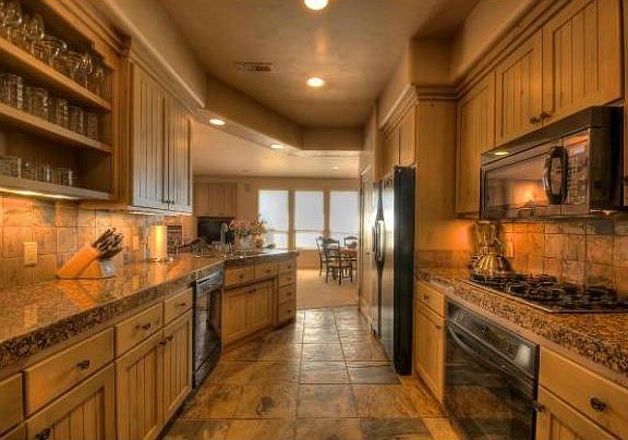 3rd image of 1960 Lava Cove Dr Unit 13