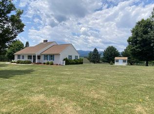 18 Greenlee Dr #1, Churchville, VA 24421