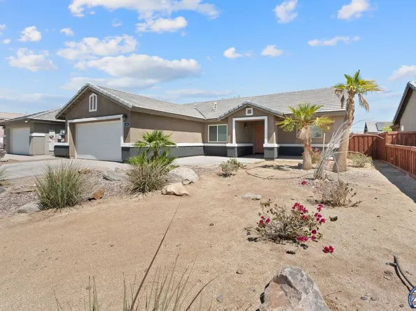 264 W Playa Del Carmen, Imperial, CA 92251
