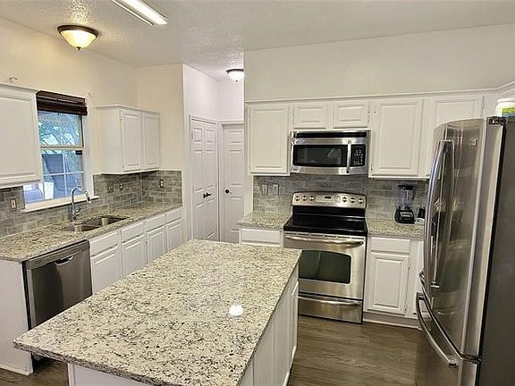 2nd image of 2105 Woodlark Dr #2B-768966