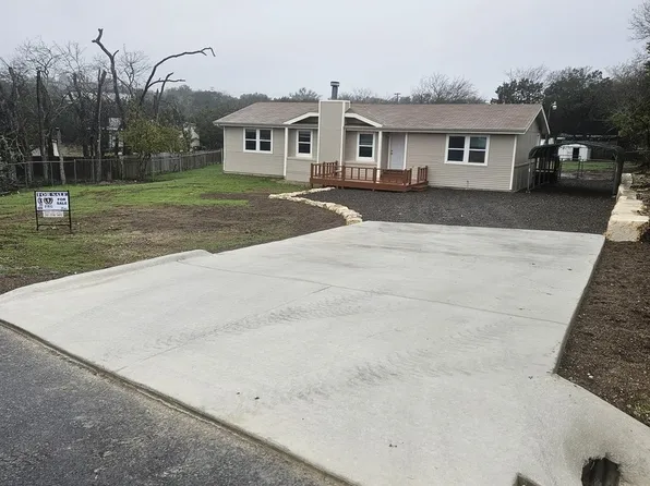 100 Resty Run, Boerne, TX 78006