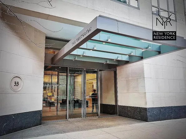 33 W 56th St APT 8E, New York, NY 10019