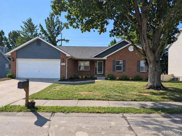 165 Liberty Xing, O Fallon, IL 62269