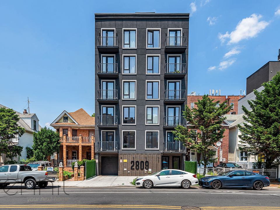 1st image of 2809 Clarendon Rd #200