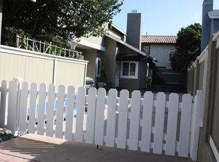 2120 Warfield Ave #B, Redondo Beach, CA 90278