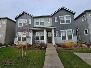 8363 SE Kinnaman St, Hillsboro, OR 97123