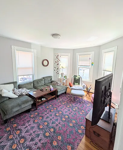 11 Houghton St Photo 1