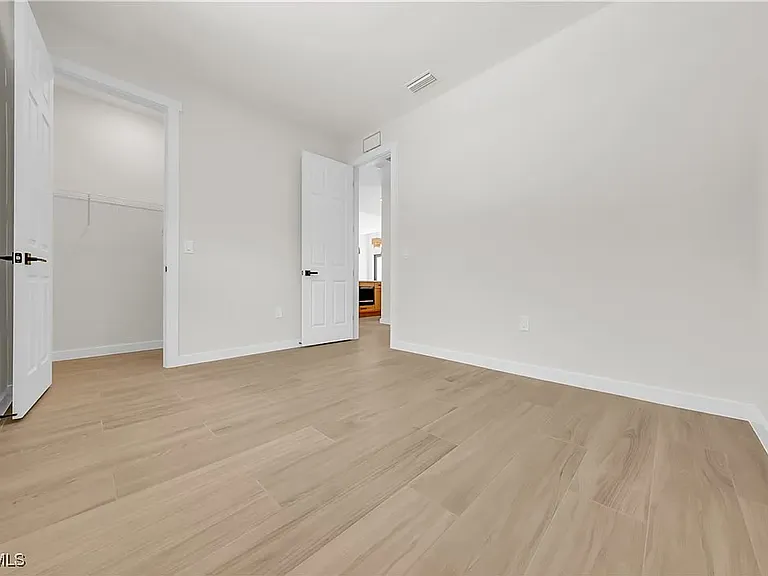 2719 2nd St NW — Photo 18