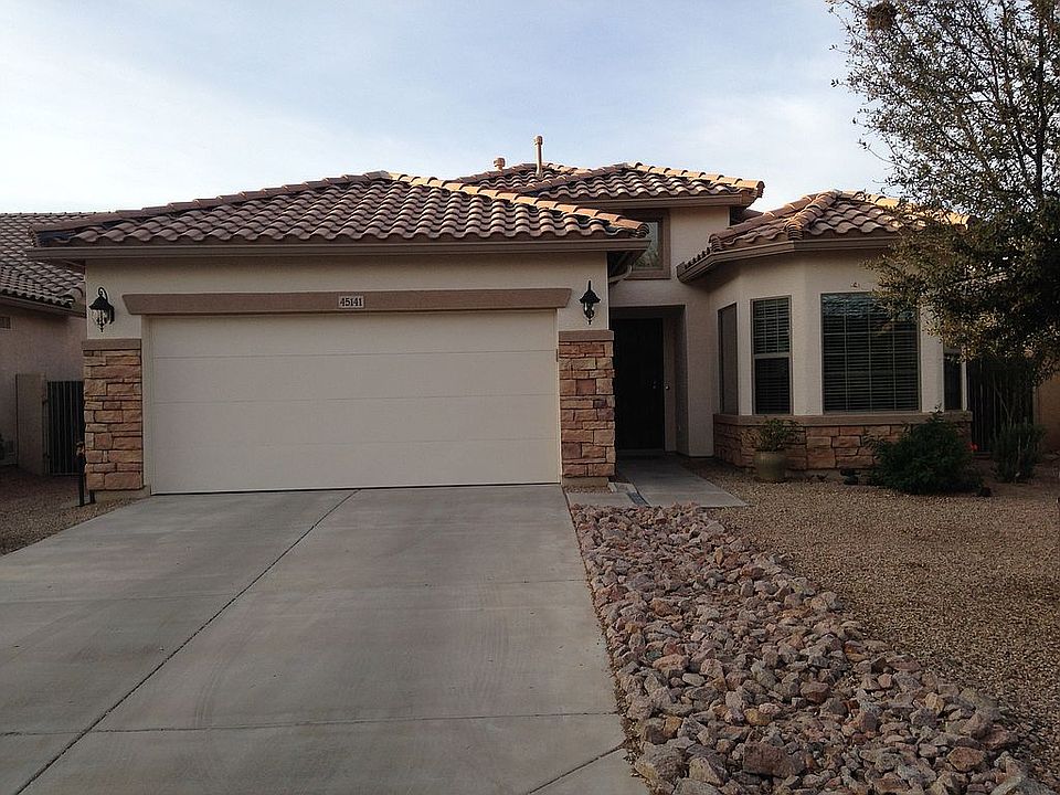 1st image of 45141 W Windrose Dr