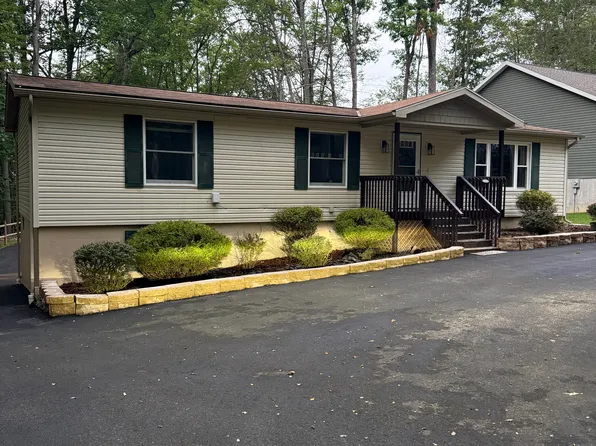 15959 Treasure Lake Rd, Du Bois, PA 15801