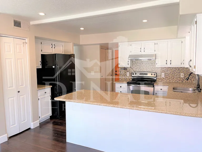 3602 E Windmere Dr — Photo 7