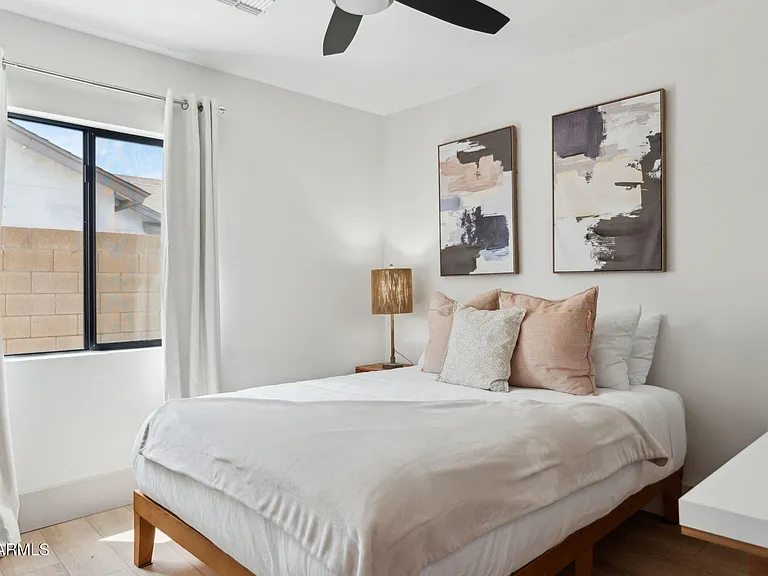 5301 E Tierra Buena Ln — Photo 29