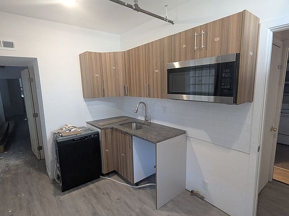 3rd image of 6614 Rising Sun Ave APT 1