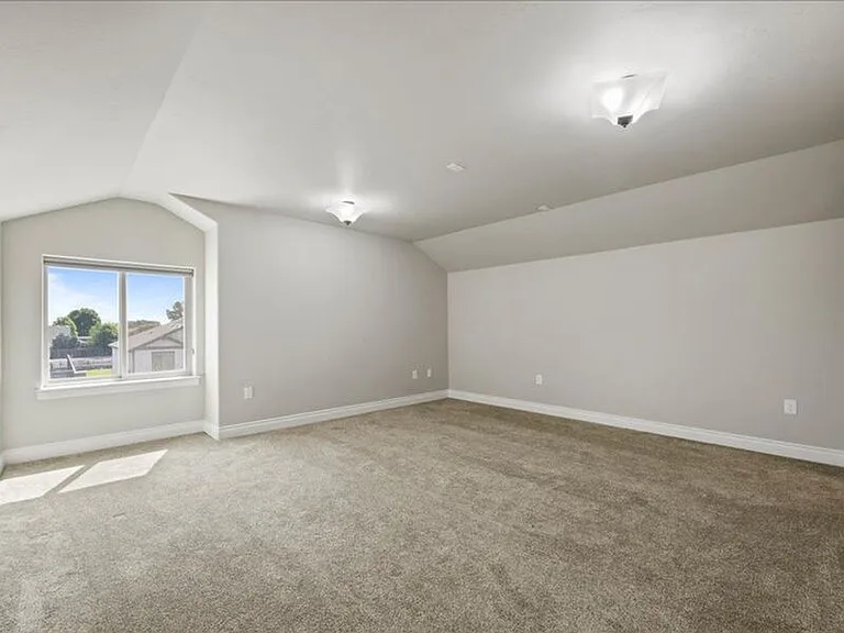 1615 Palermo Ave — Photo 23