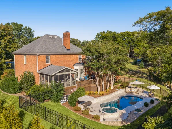 9223 Shawnee Trl, Brentwood, TN 37027