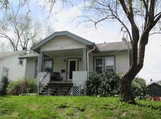 2561 Ida St, Omaha, NE 68112