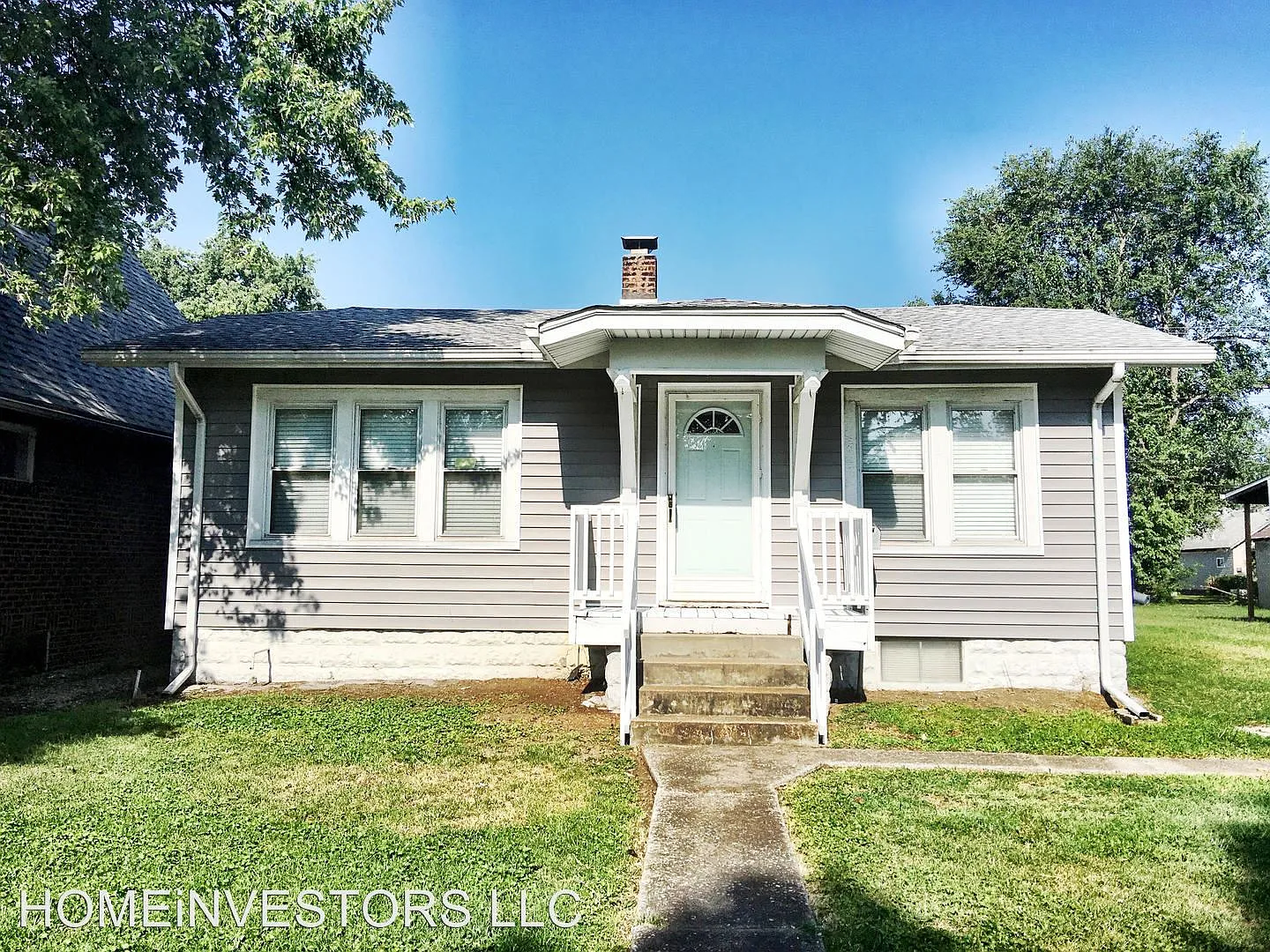 2805 Buxton Ave photo 1