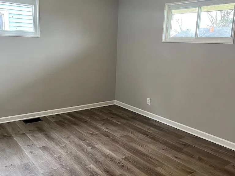 8826 Cabot Dr — Photo 12